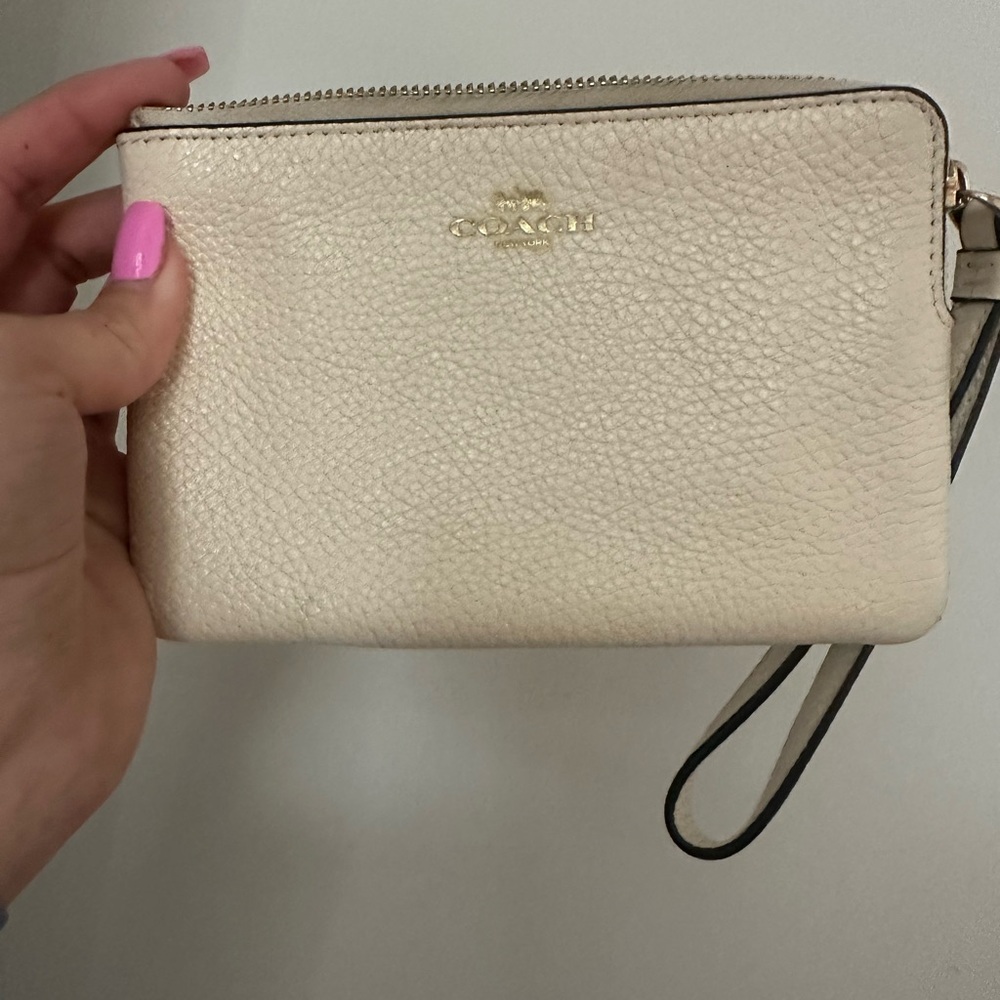 Coach White Textured Wristlet
